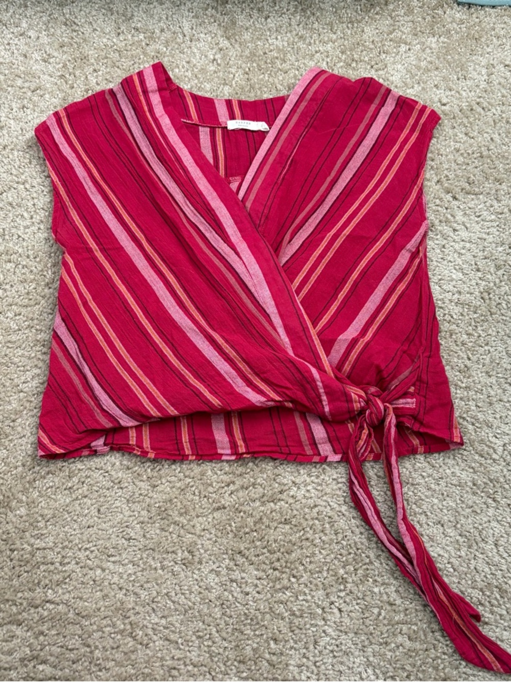 Harper Heritage by Francesca’s Linen Wrap Front Top